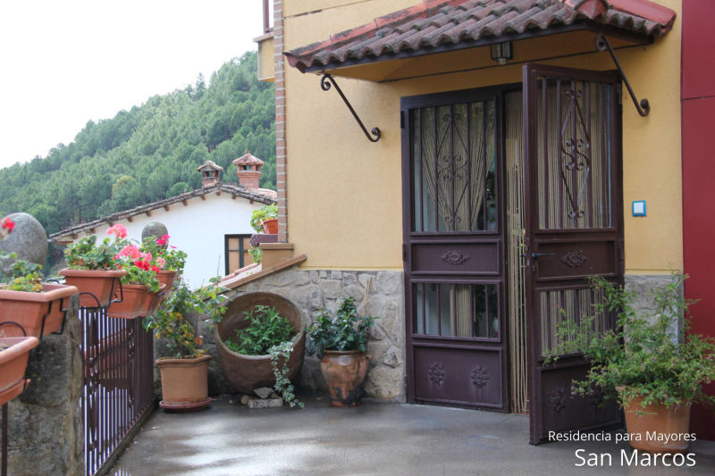 Residencia para Mayores San Marcos El Hornillo Ávila. Residencia tercera edad, de ancianos. Geriátrico, residencia geriátrica familiar en la Sierra de Gredos, Castilla y León